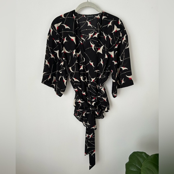 Trouvé sheer patterned wrap blouse. Size XXS. Great condition. - Picture 13 of 14